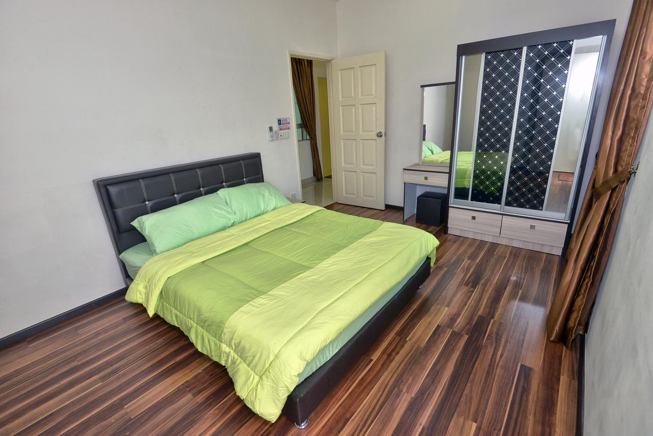 Hits Homestay Bayan Lepas Ngoại thất bức ảnh