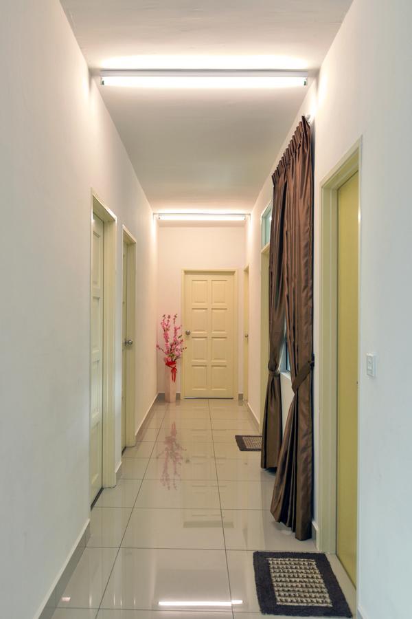 Hits Homestay Bayan Lepas Ngoại thất bức ảnh