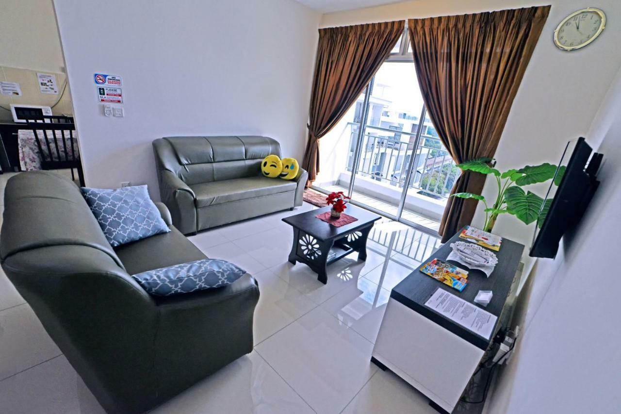 Hits Homestay Bayan Lepas Ngoại thất bức ảnh